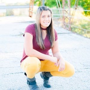 Meet your Posher, Teia